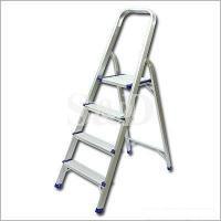 Aluminium Ladders w/handle 有扶手荷式单面铝梯